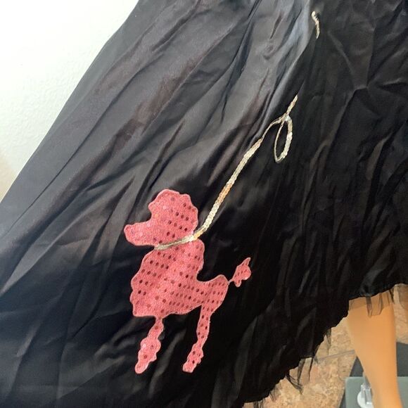 Pink Poodle Skirt V Neck Dress Size Small Silver Sequin Leash 💯% Polyester - Picture 3 of 8